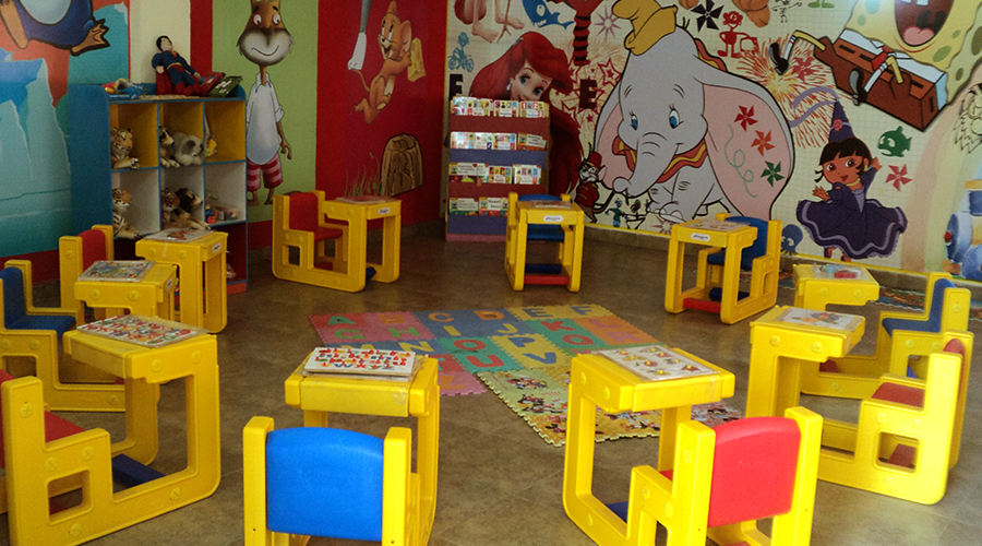 Sala de aula de uma escolinha infantil.